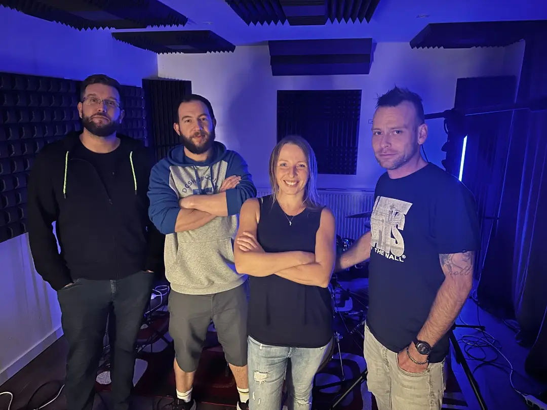 Kapela při nahrávání ve Stable Records studiu